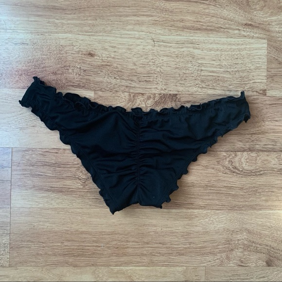 Target ruffled bikini bottoms - Picture 2 of 3